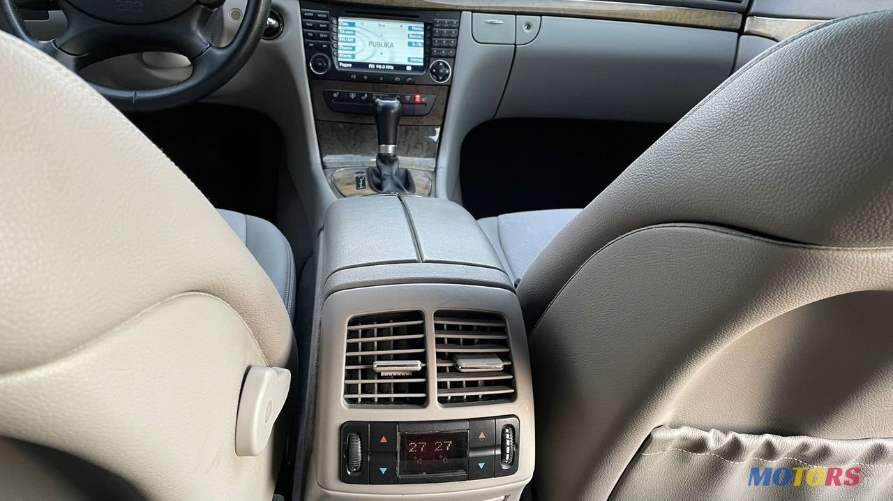 2006' Mercedes-Benz E Класс photo #6