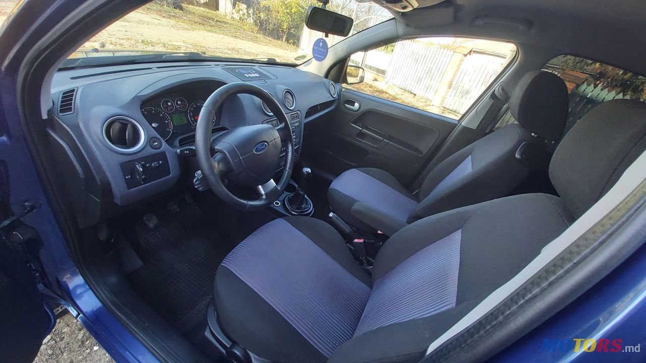 2010' Ford Fusion photo #3