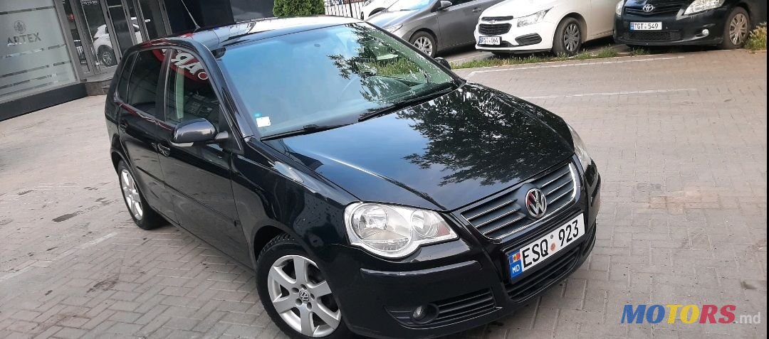2006' Volkswagen Polo photo #3