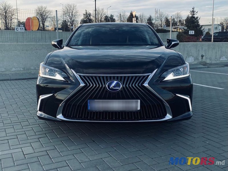 2021' Lexus Es Series photo #2
