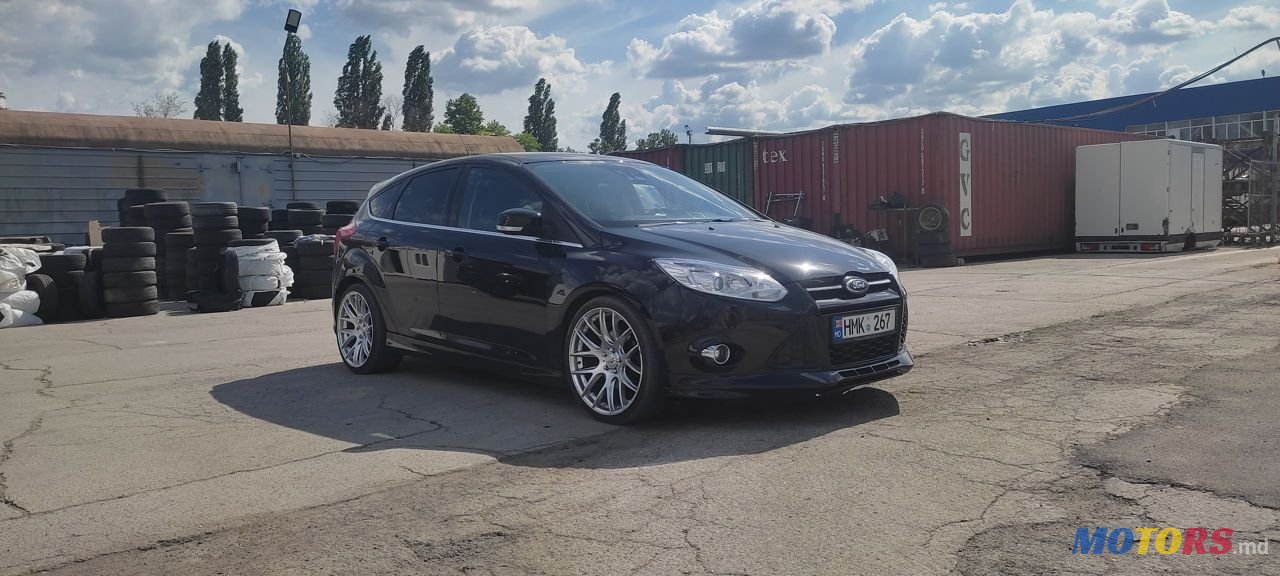 2012' Ford Focus photo #1