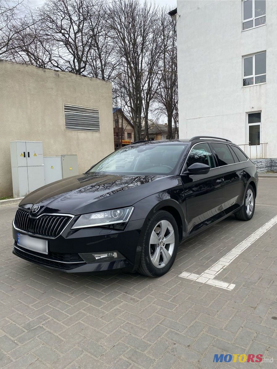 2019' Skoda Superb photo #1