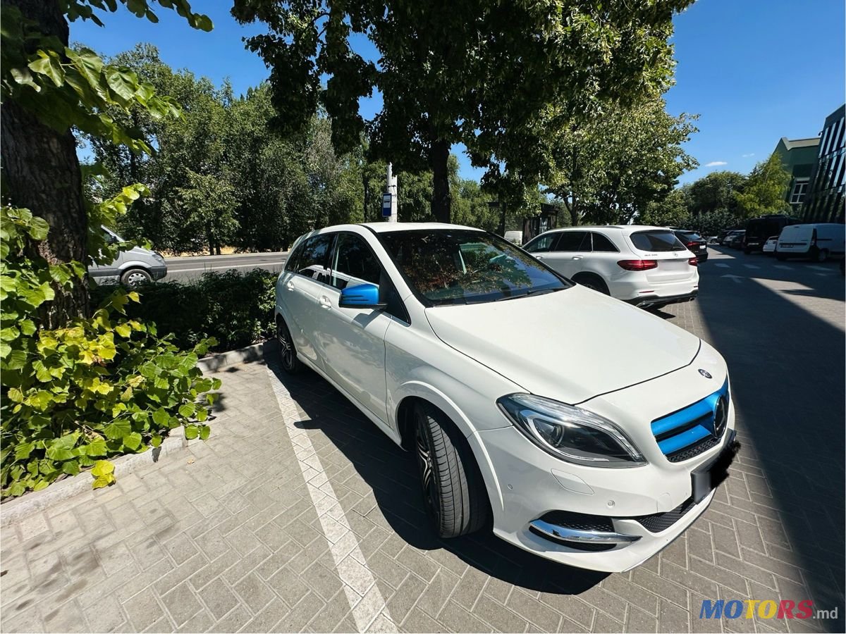 2015' Mercedes-Benz B-Class photo #1