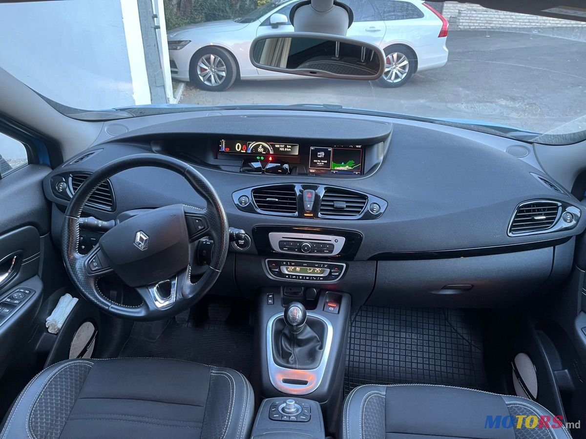 2015' Renault Grand Scenic photo #4