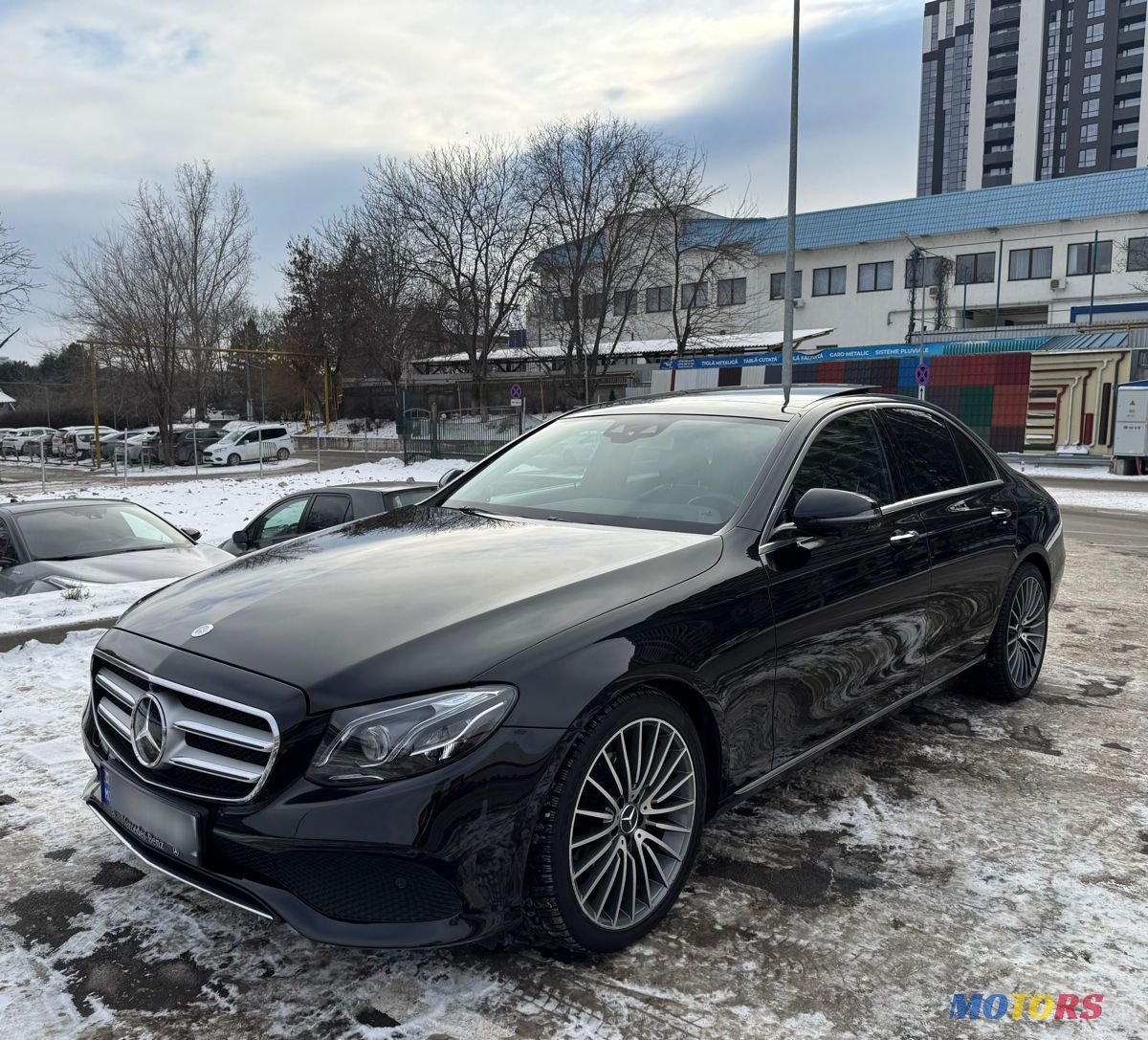 2016' Mercedes-Benz E-Class photo #2