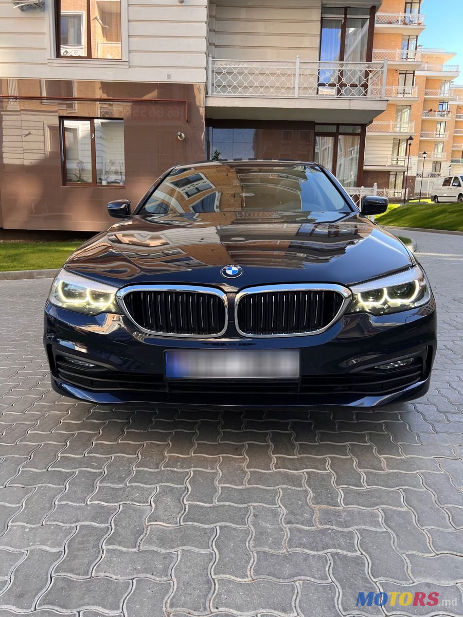 2017' BMW 5 Series photo #5