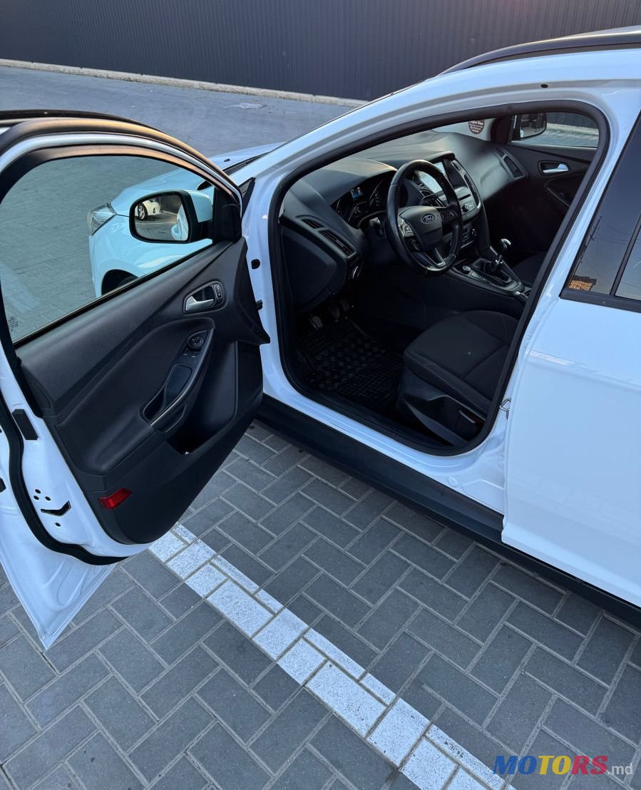 2018' Ford Focus photo #5