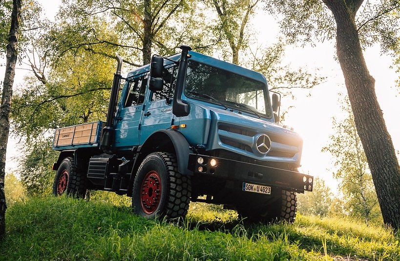 Mercedes-Benz Special Trucks презентует машины для тяжелого бездорожья