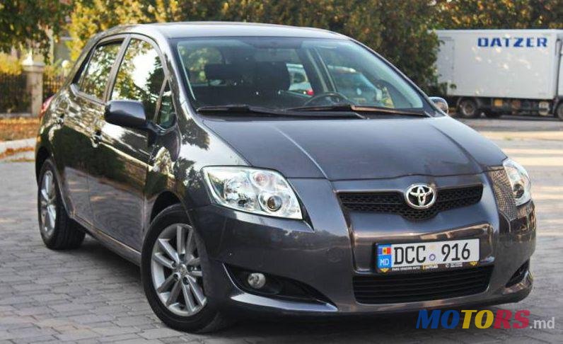 2009' Toyota Auris photo #1