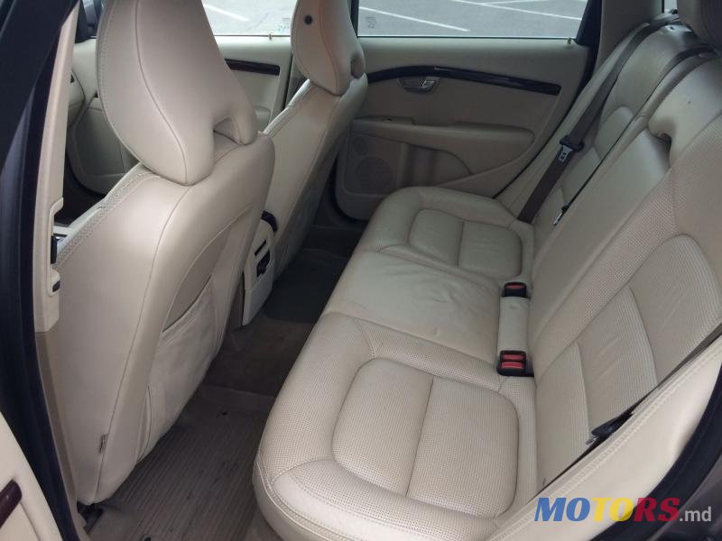 2008' Volvo XC70 photo #4