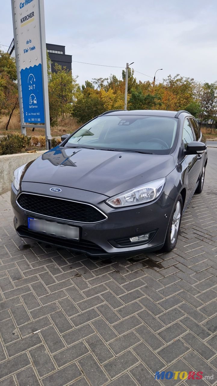 2016' Ford Focus photo #4
