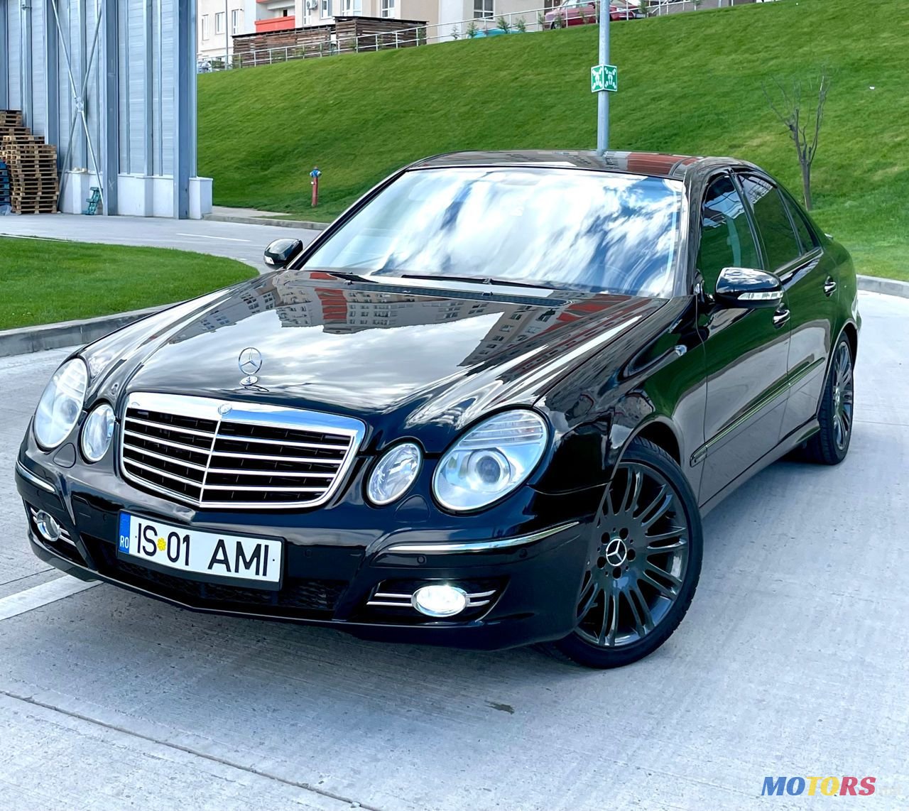 2006' Mercedes-Benz E Класс photo #1