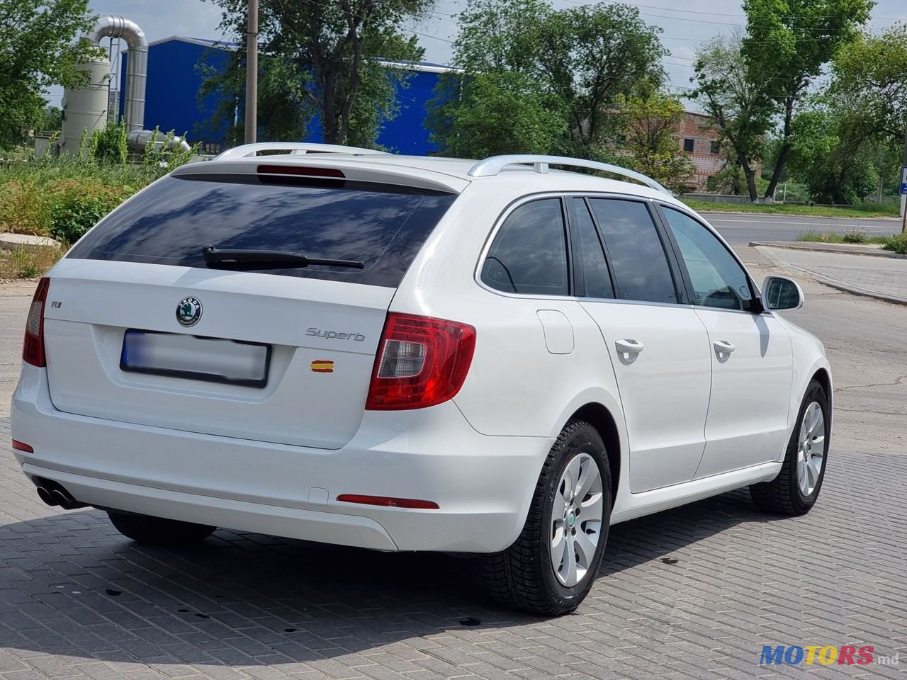 2012' Skoda Superb photo #4