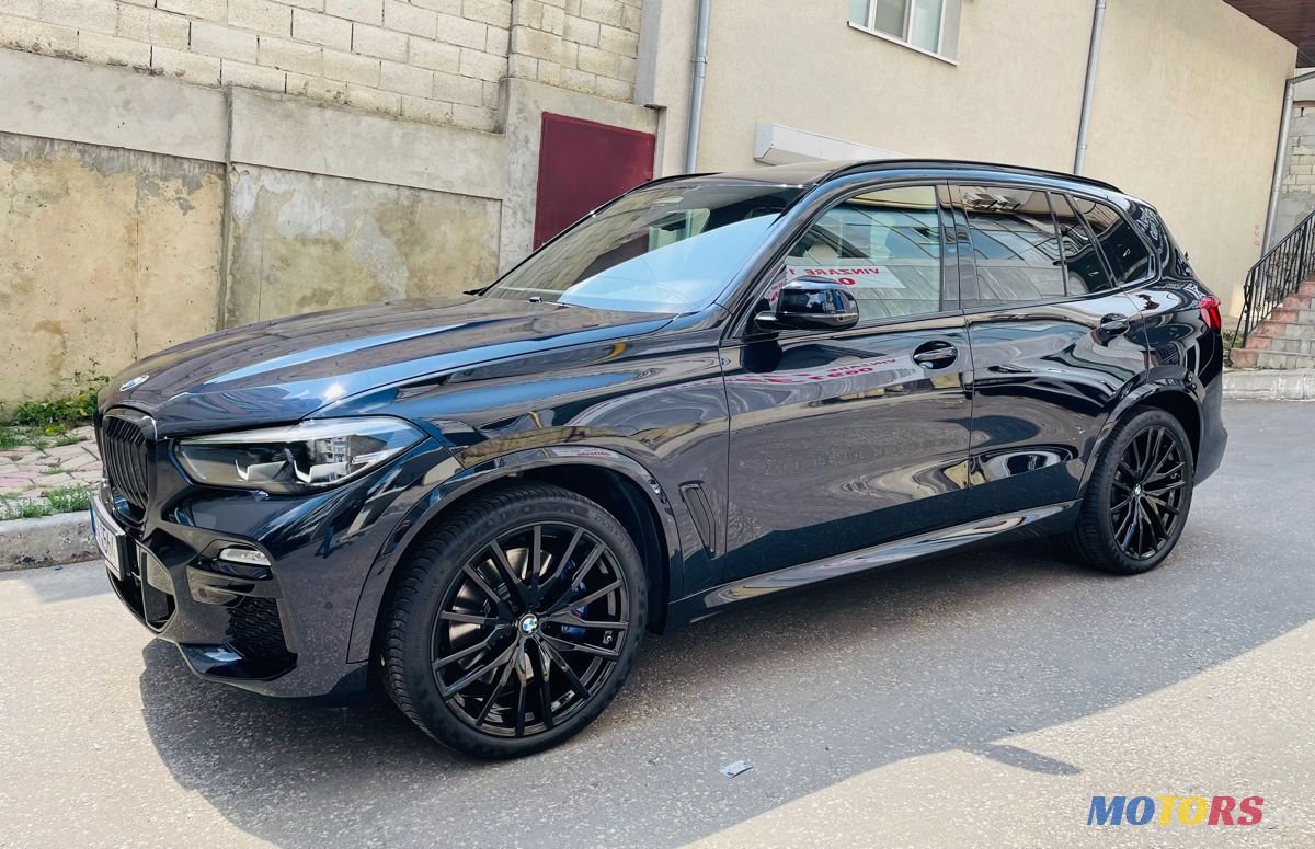 2019' BMW X5 photo #1