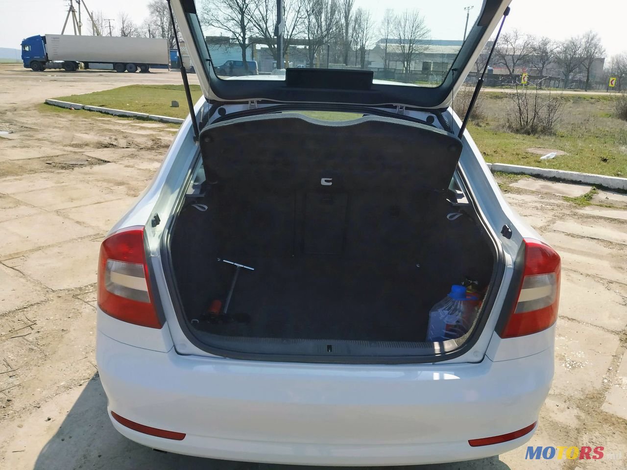 2012' Skoda Octavia photo #5