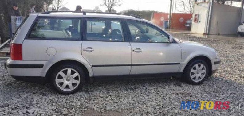 1999' Volkswagen Passat photo #2