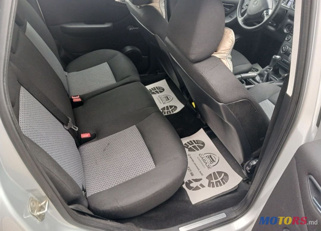 2005' Mercedes-Benz A-Class photo #2