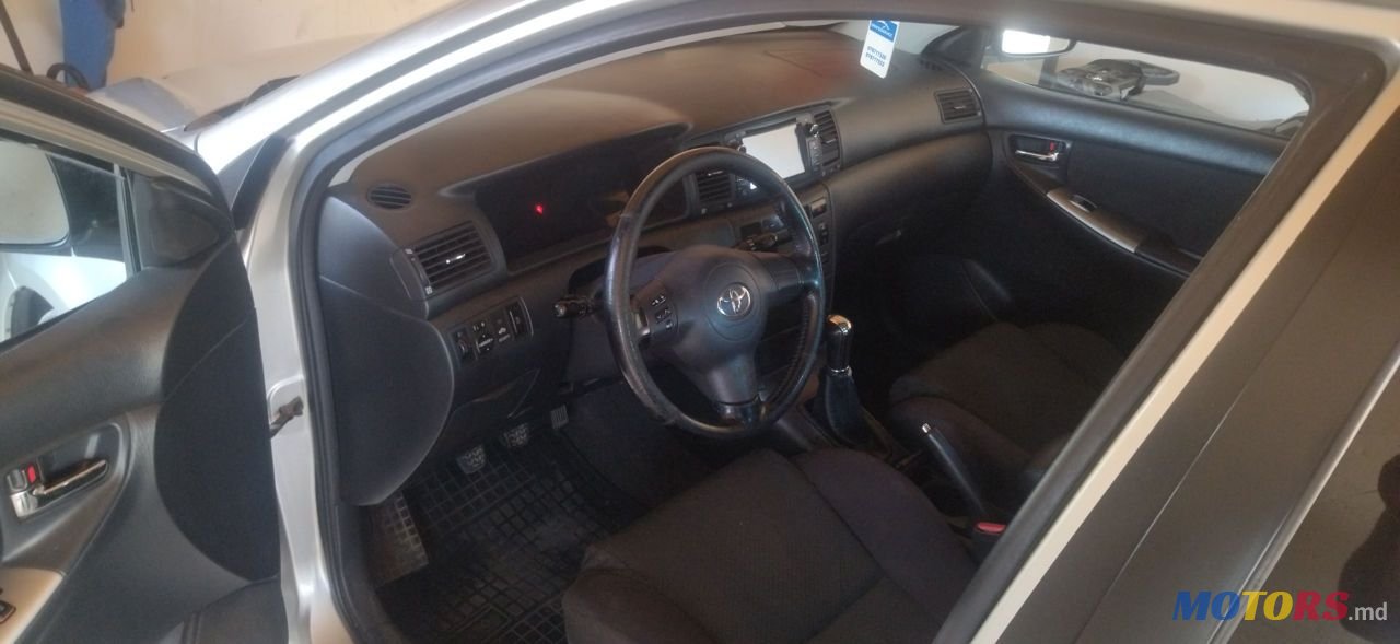 2005' Toyota Corolla photo #6