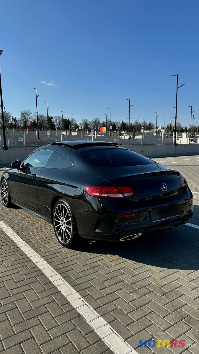 2017' Mercedes-Benz C-Class photo #1