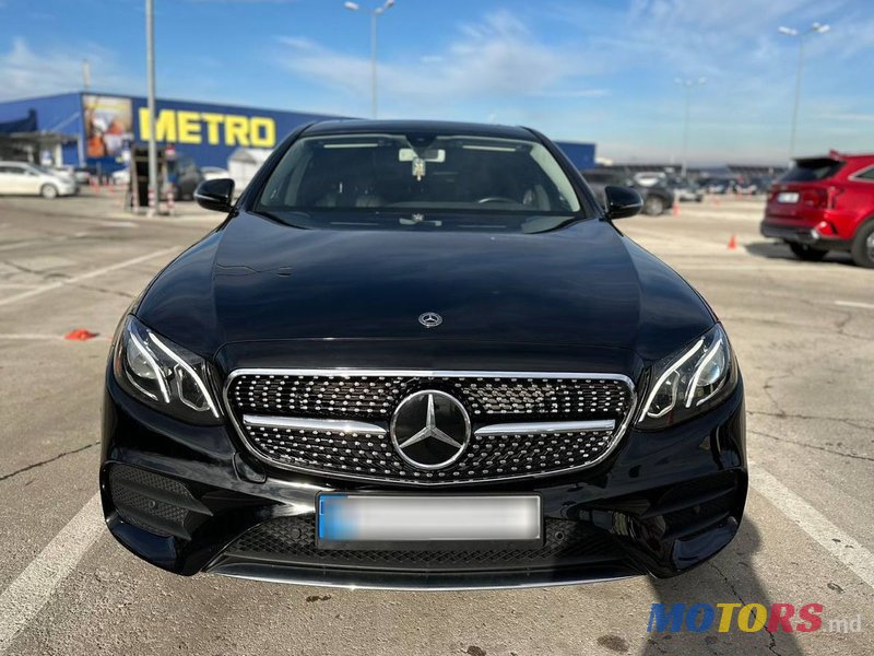 2018' Mercedes-Benz E-Class photo #1