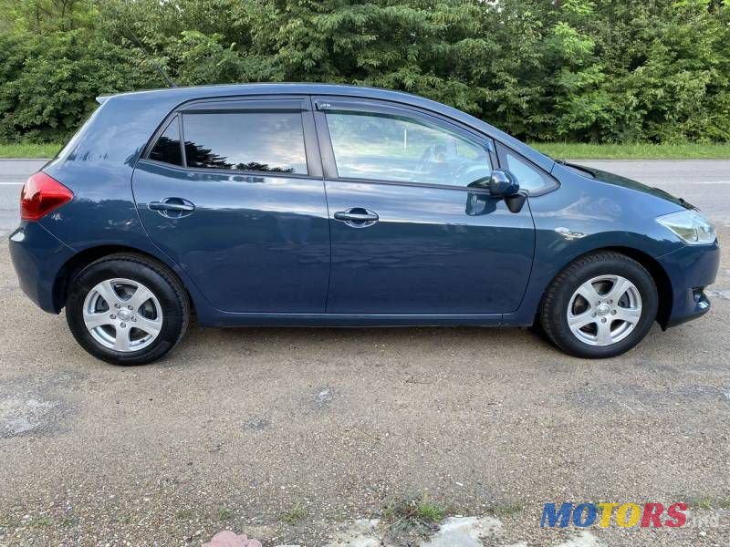 2008' Toyota Auris photo #5