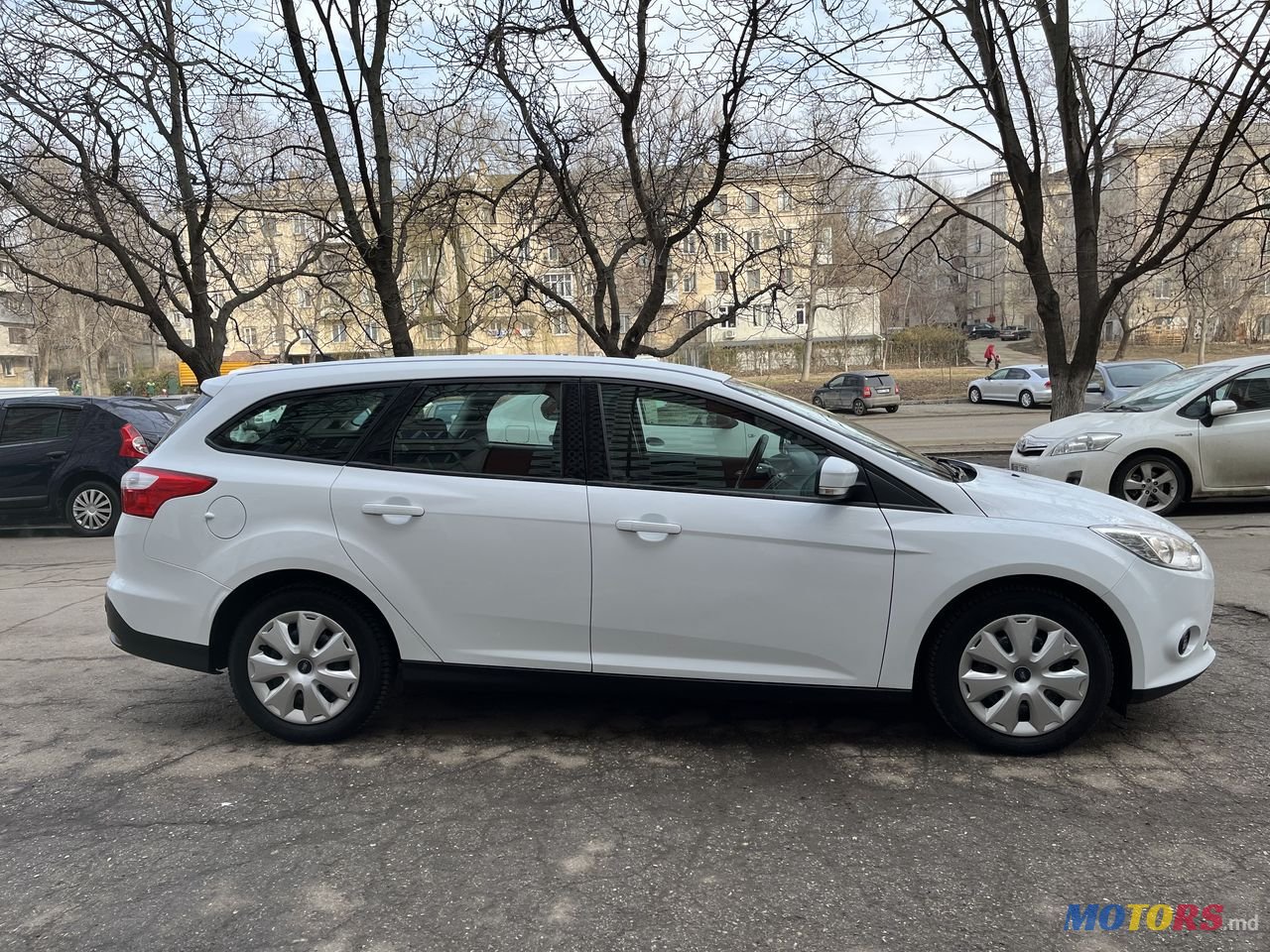 2013' Ford Focus photo #3