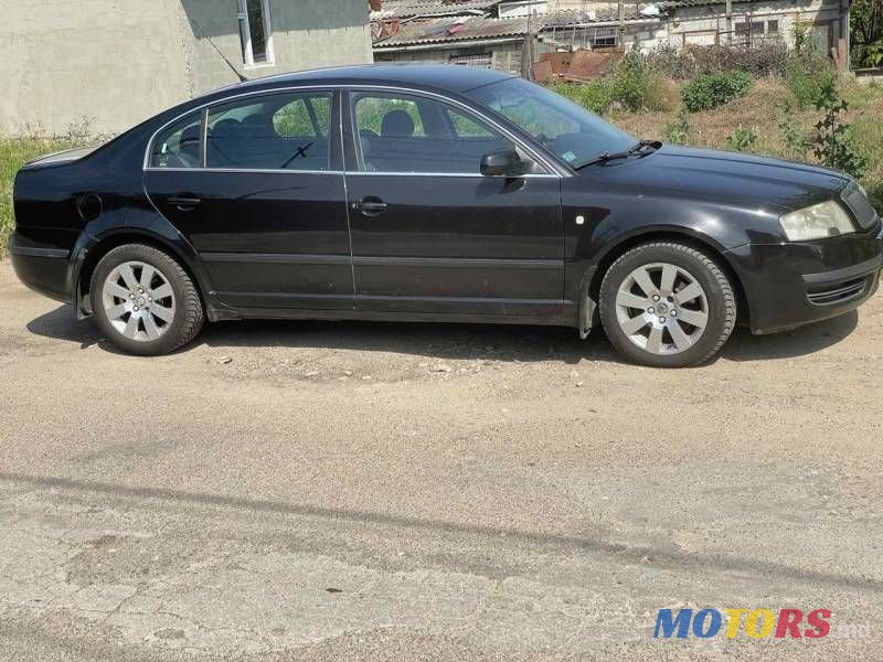 2004' Skoda Superb photo #2