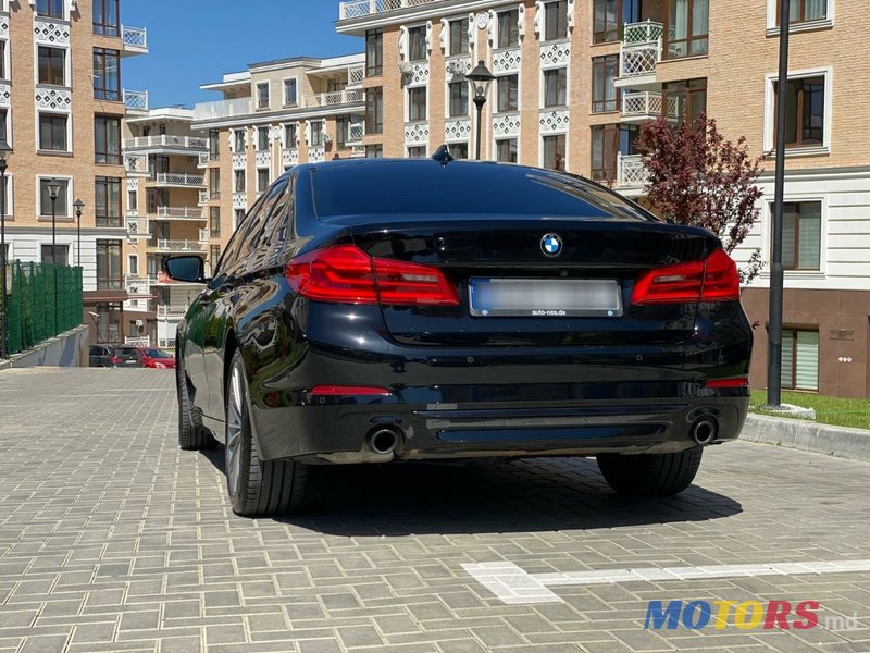 2019' BMW 5 Series photo #5