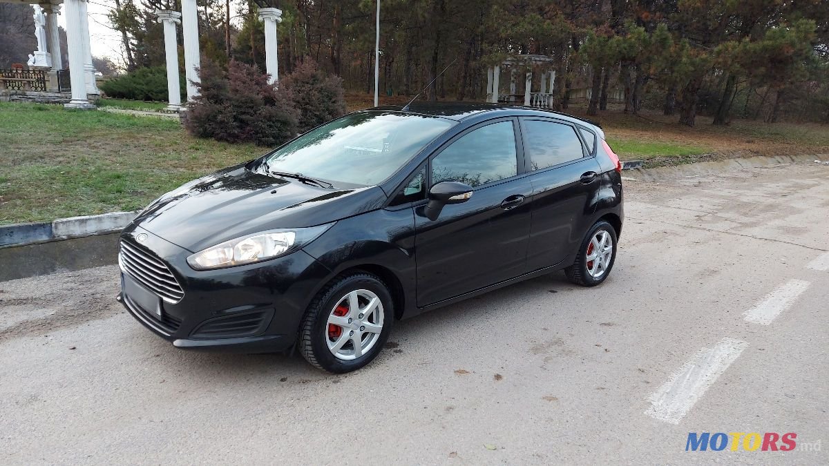 2013' Ford Fiesta photo #5