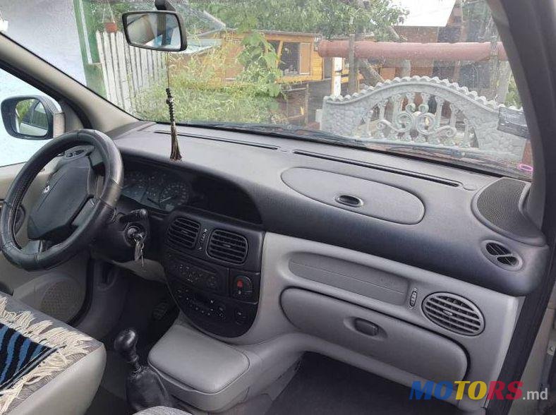 2001' Renault Scenic photo #2