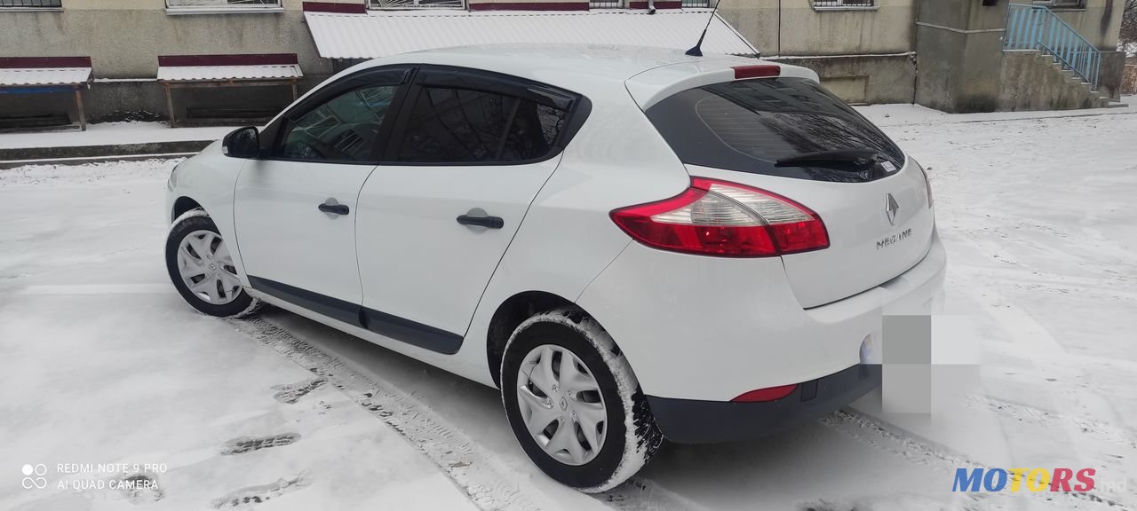 2012' Renault Megane photo #3