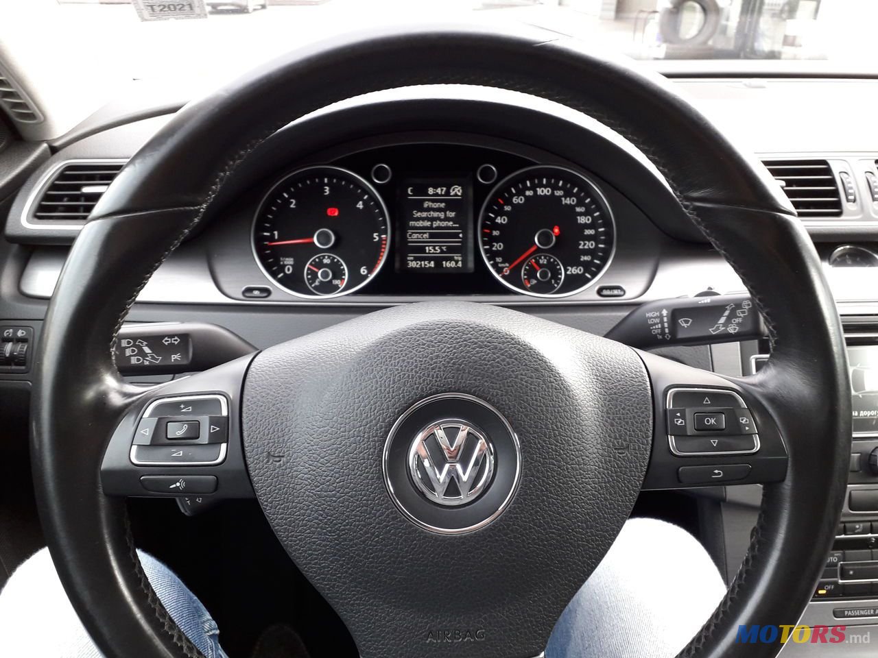 2011' Volkswagen Passat photo #6