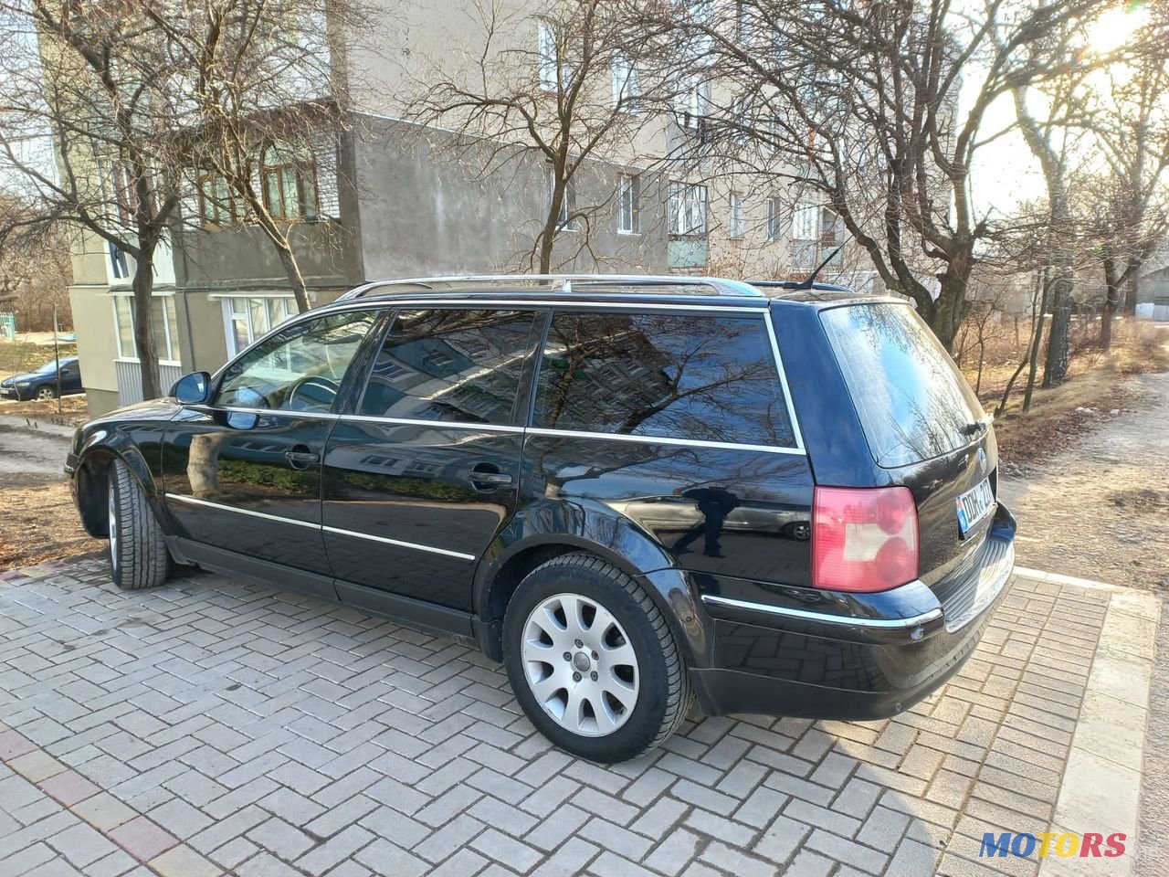 2005' Volkswagen Passat photo #3