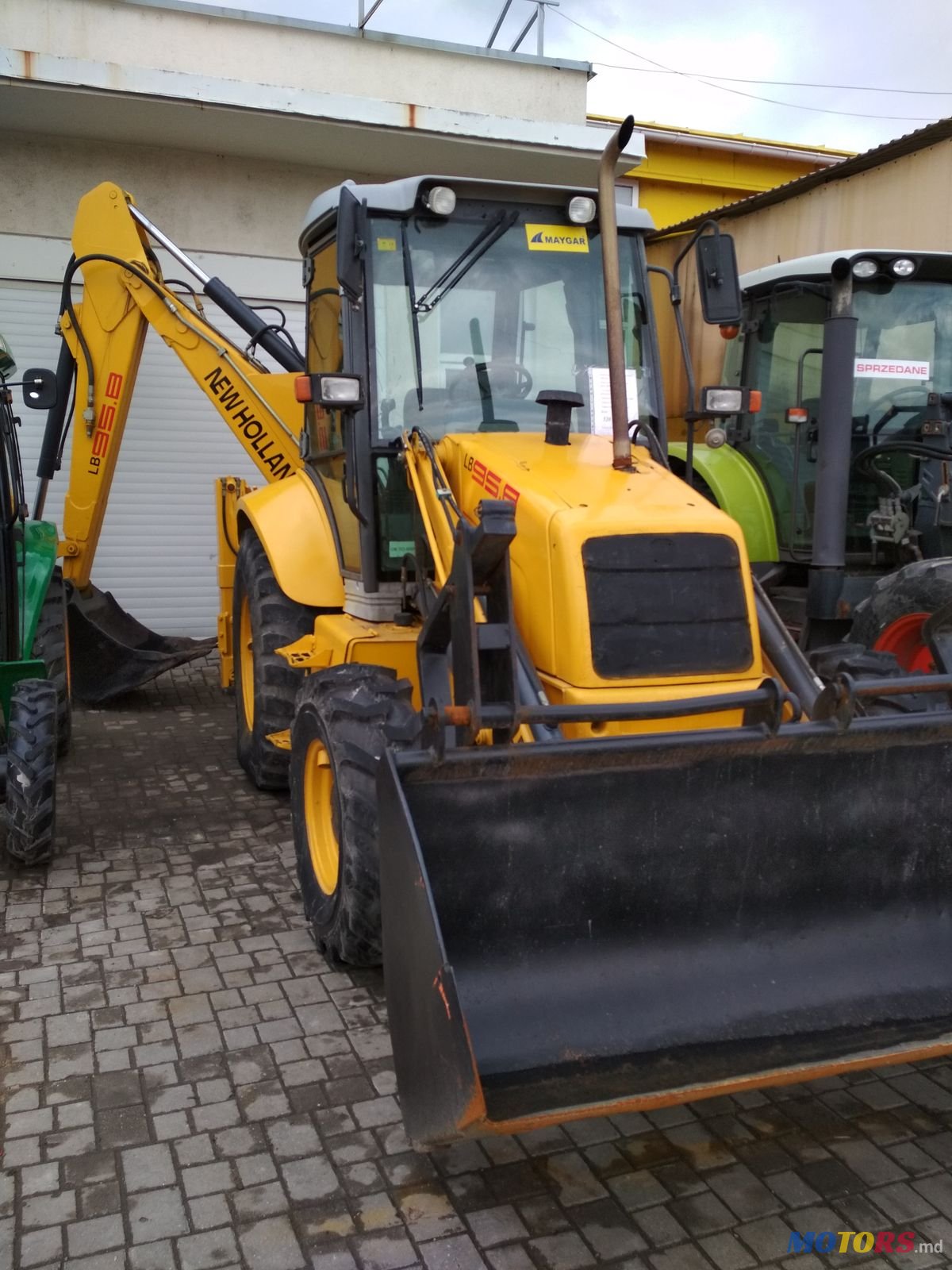 2005' New Holland photo #1