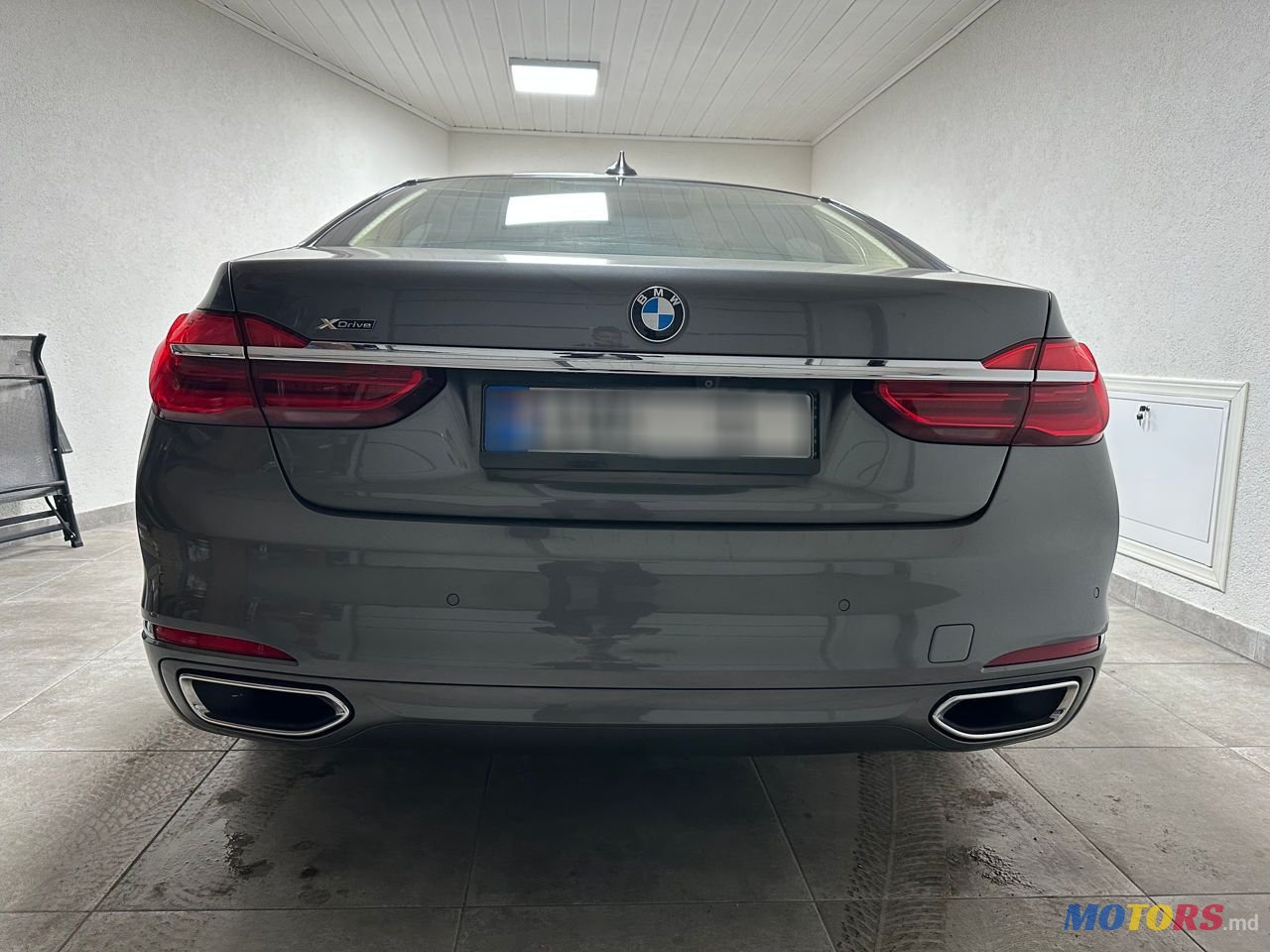 2016' BMW 7 Series photo #3