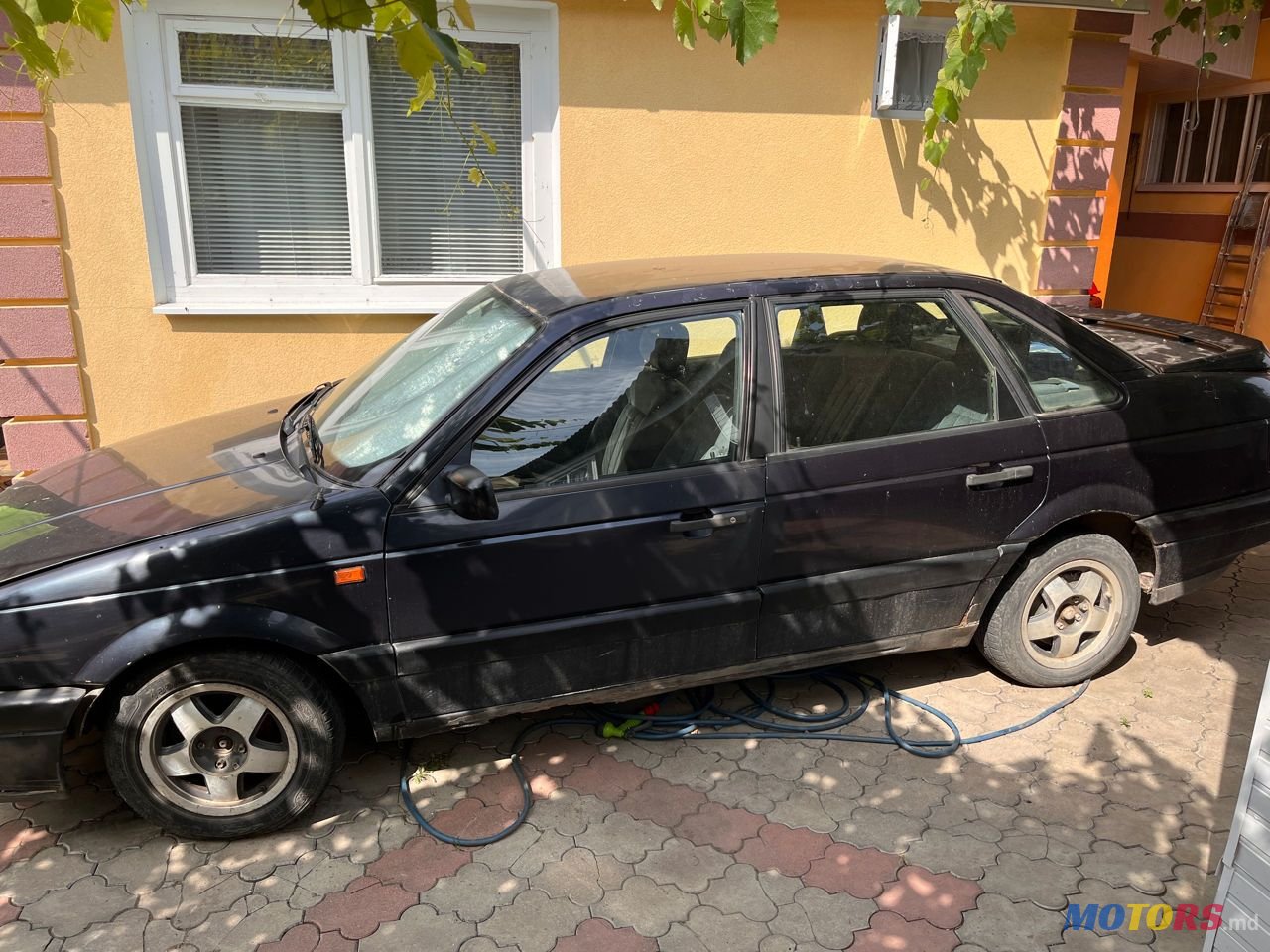 1990' Volkswagen Passat photo #2