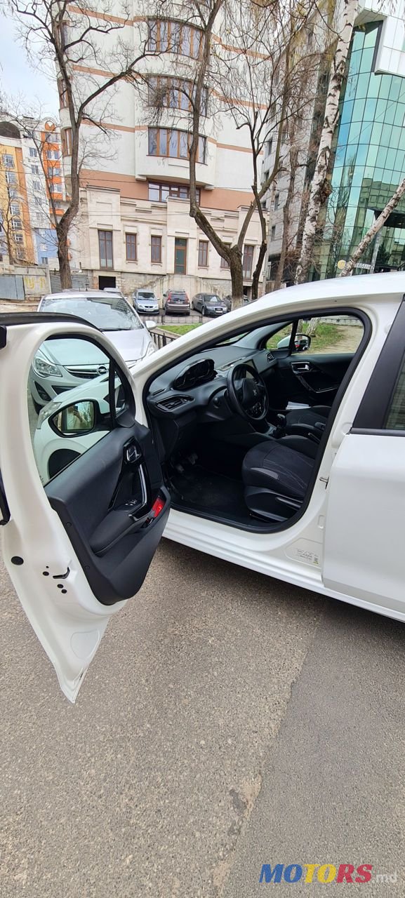 2014' Peugeot 208 photo #2