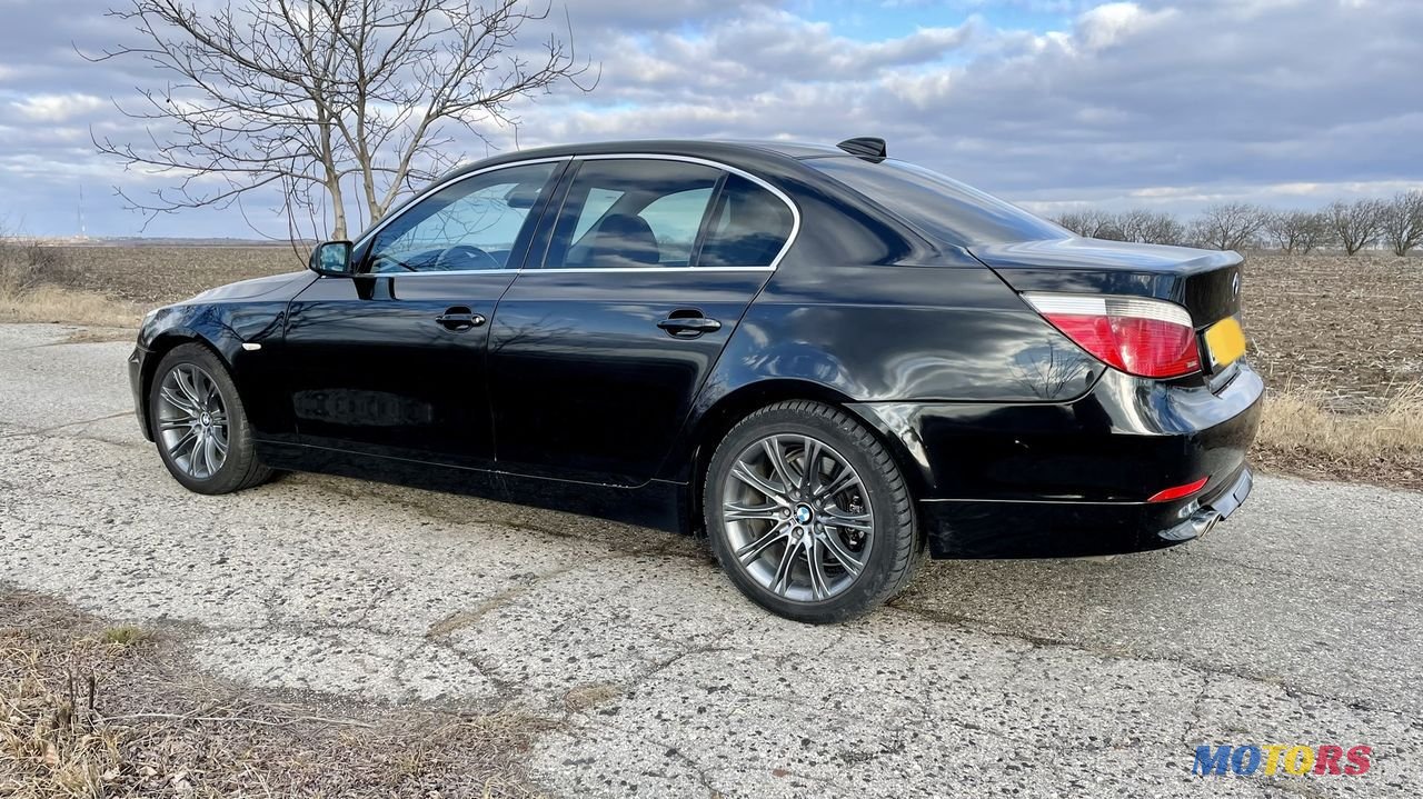 2006' BMW 5 Series photo #2