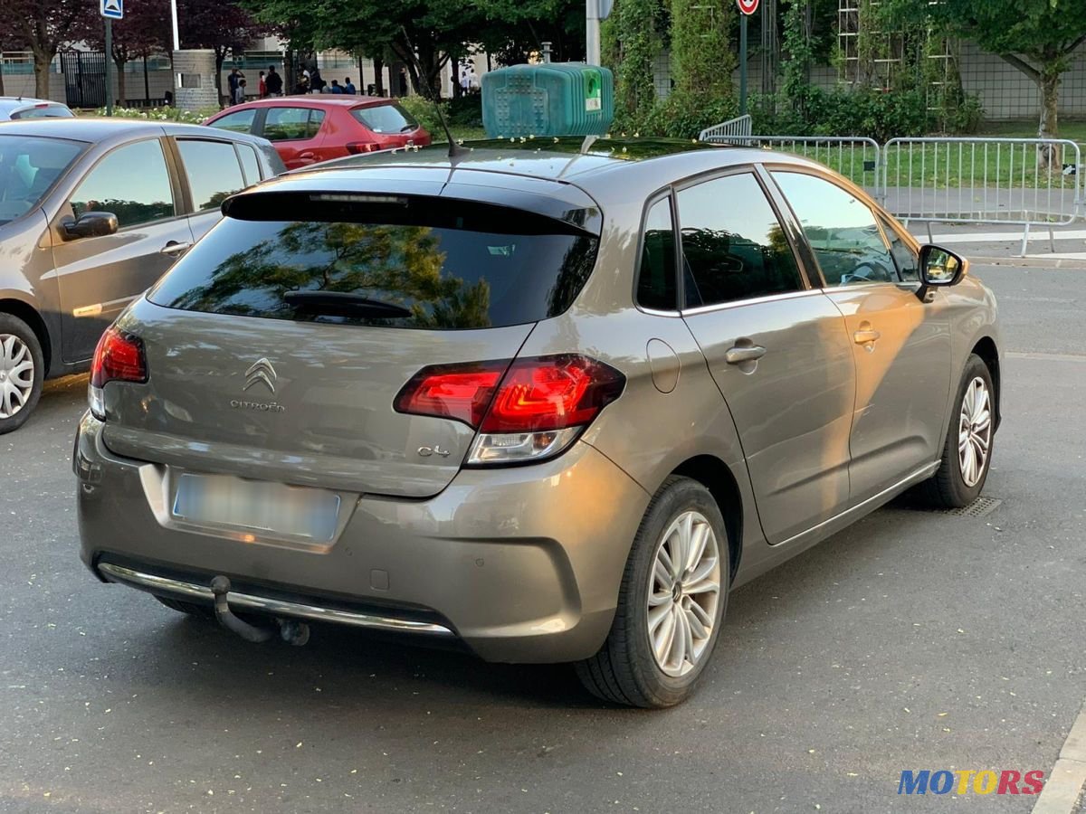 2015' Citroen C4 photo #6