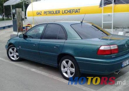 2001' Opel Omega photo #2