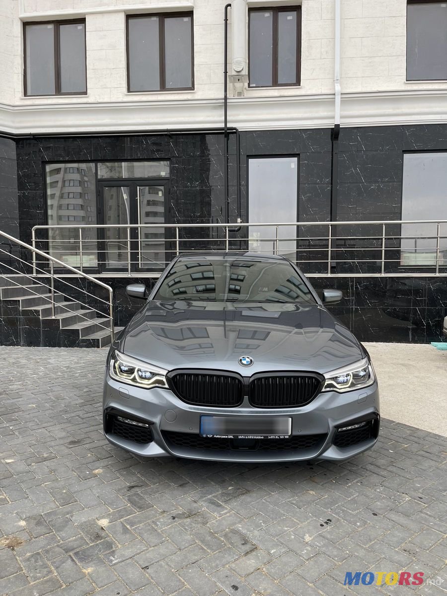 2017' BMW 5 Series photo #3