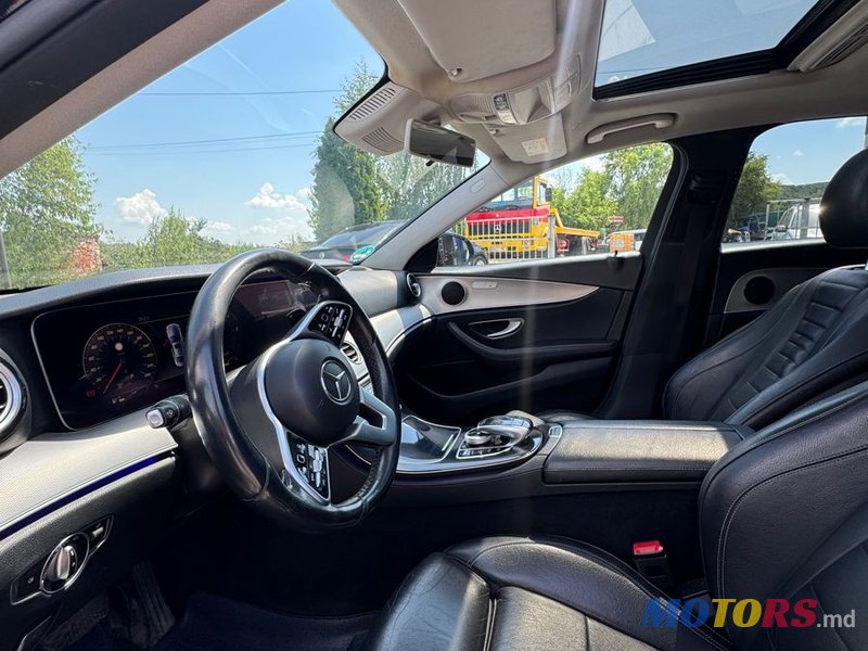 2018' Mercedes-Benz E-Class photo #5