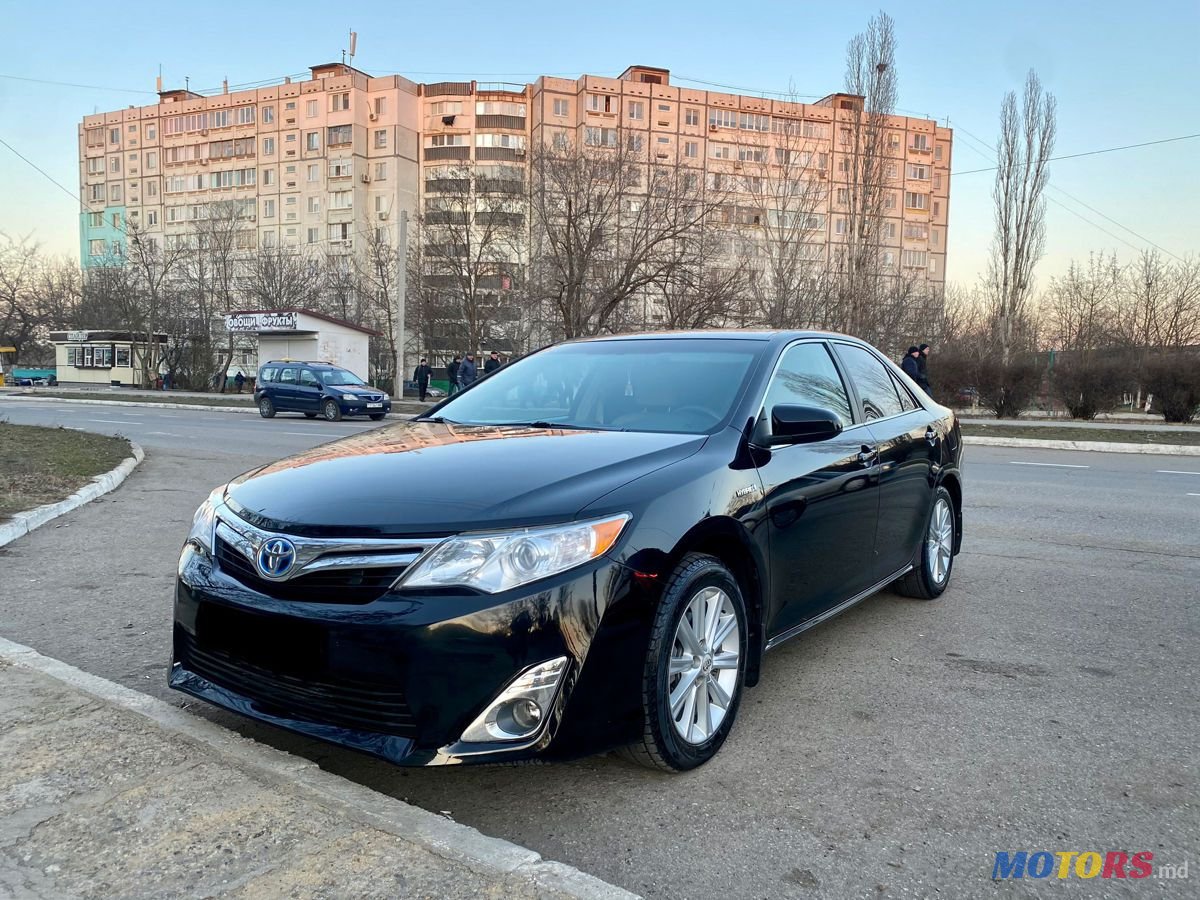 2012' Toyota Camry photo #1