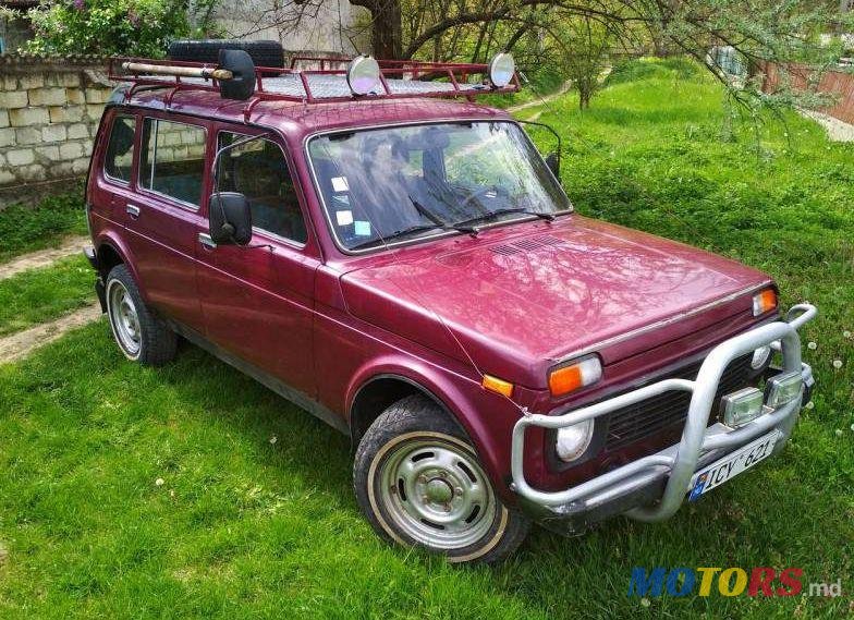 2000' ВАЗ 4X4 (Niva) photo #1
