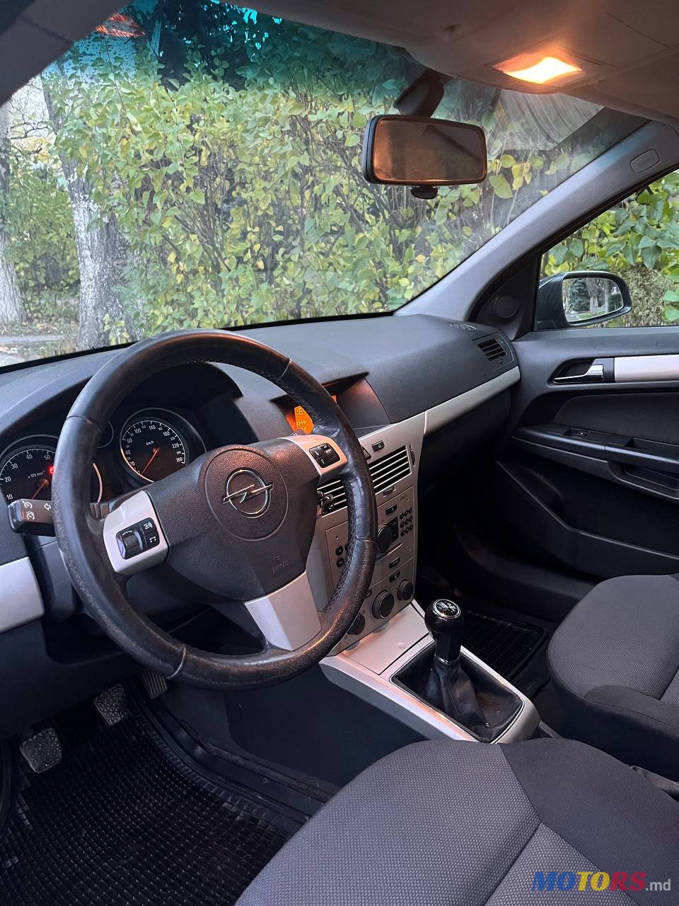 2007' Opel Astra H photo #1