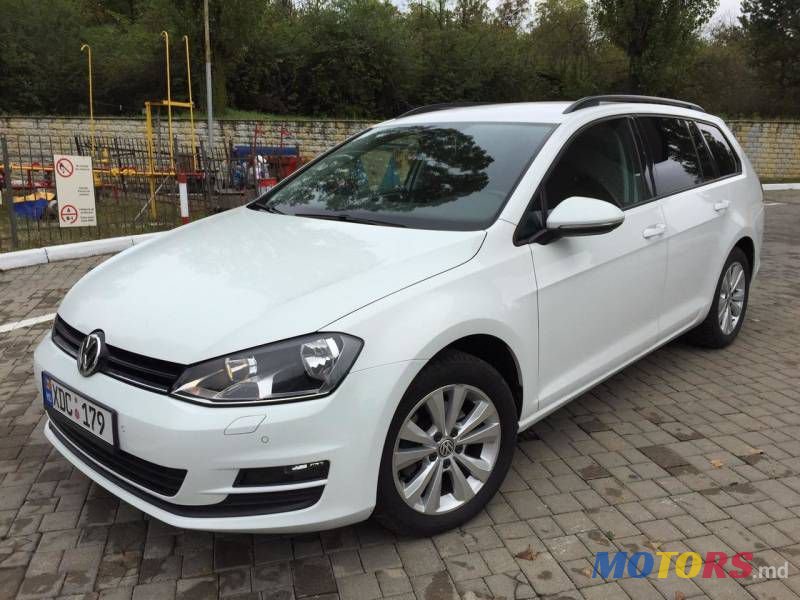 2014' Volkswagen Golf photo #2