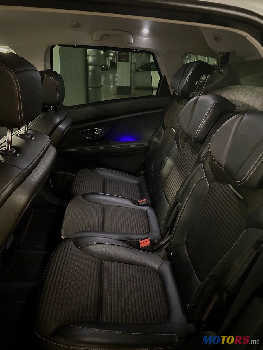 2017' Renault Scenic photo #5