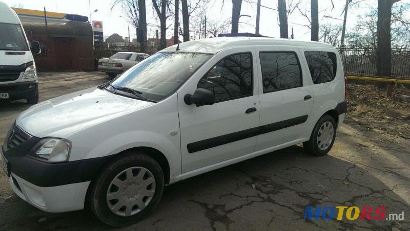 2008' Dacia Logan photo #1