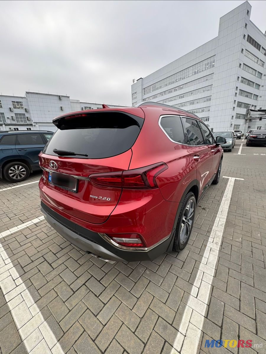 2019' Hyundai Santa Fe photo #4