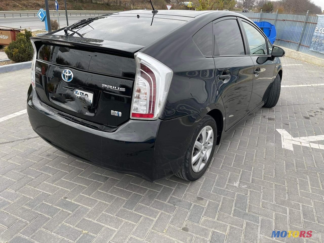 2014' Toyota Prius photo #3